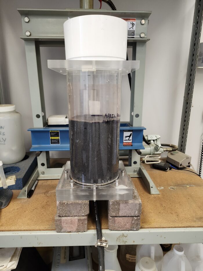 Equipment in Ecometrix's in-house laboratory.